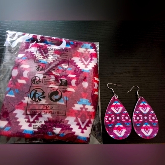 2 Piece Tribal CrissCross Knotted Hairband and Matching Print Drop Earrings - Picture 3 of 3